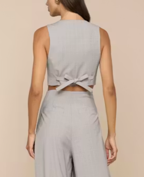 Arwen Uneck Vest