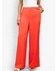 Tavia Pant