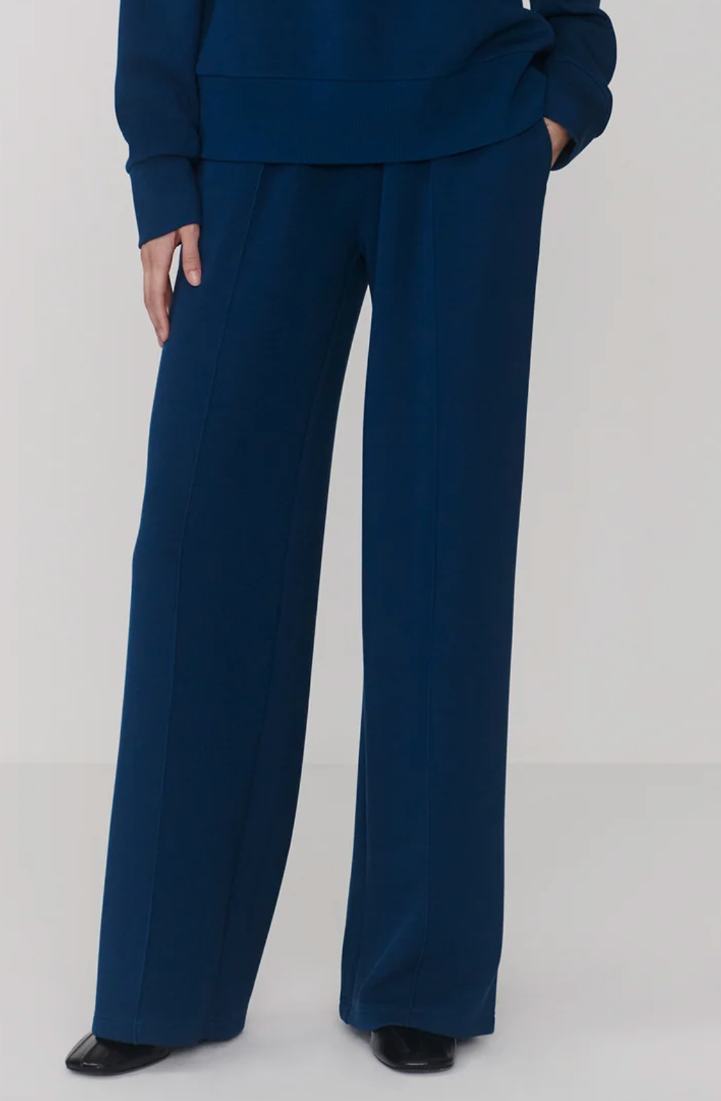 The Wide Leg Pant 30